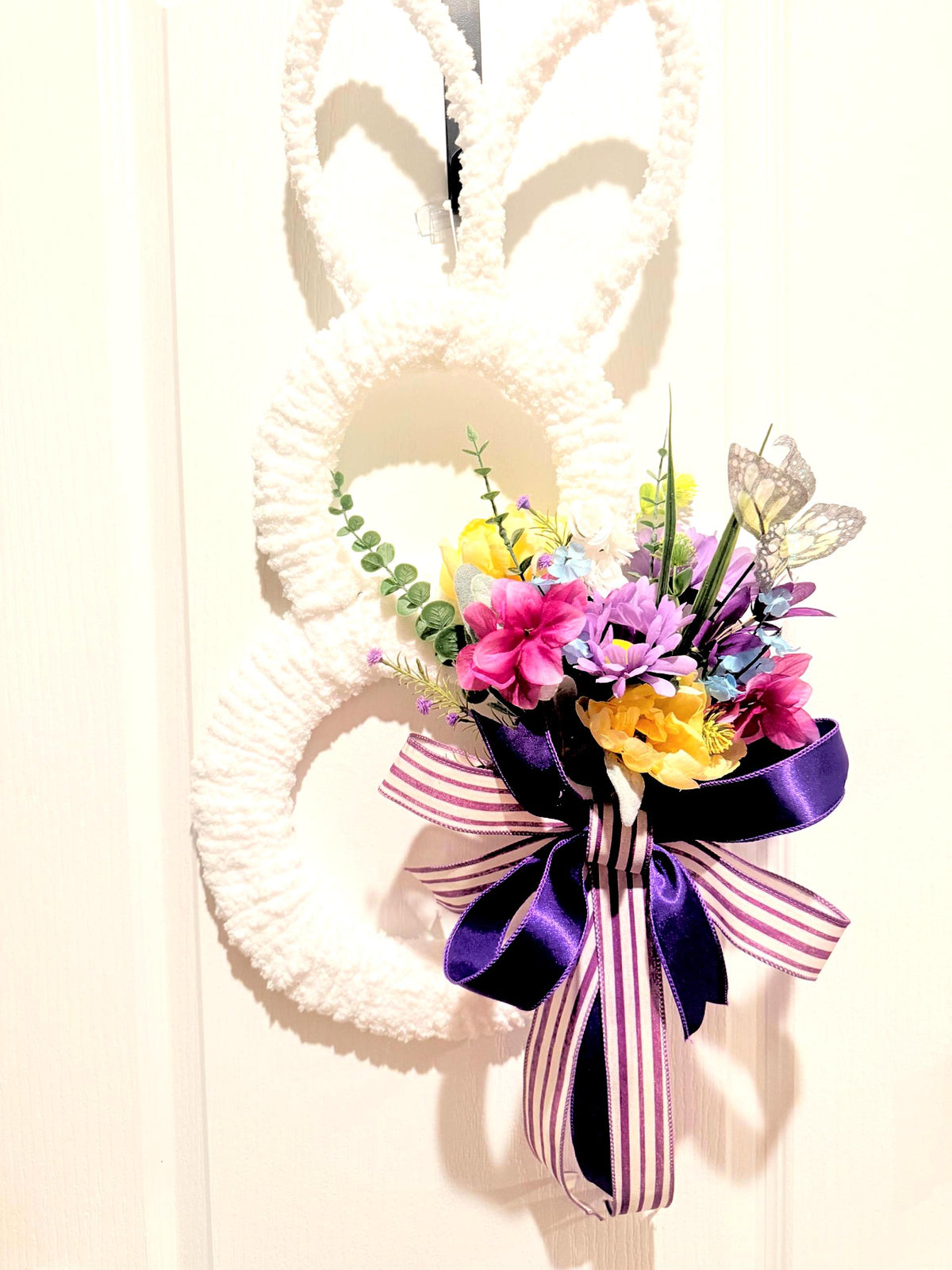 Chunky Yarn Easter Bunny Wreath, Floral Spring Door Decor