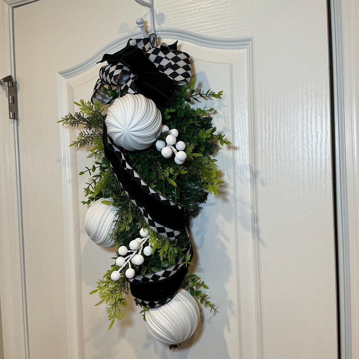 Farmhouse Door Swag, Black White Checkered Ribbon, White Orb Greenery, All Season Decor
