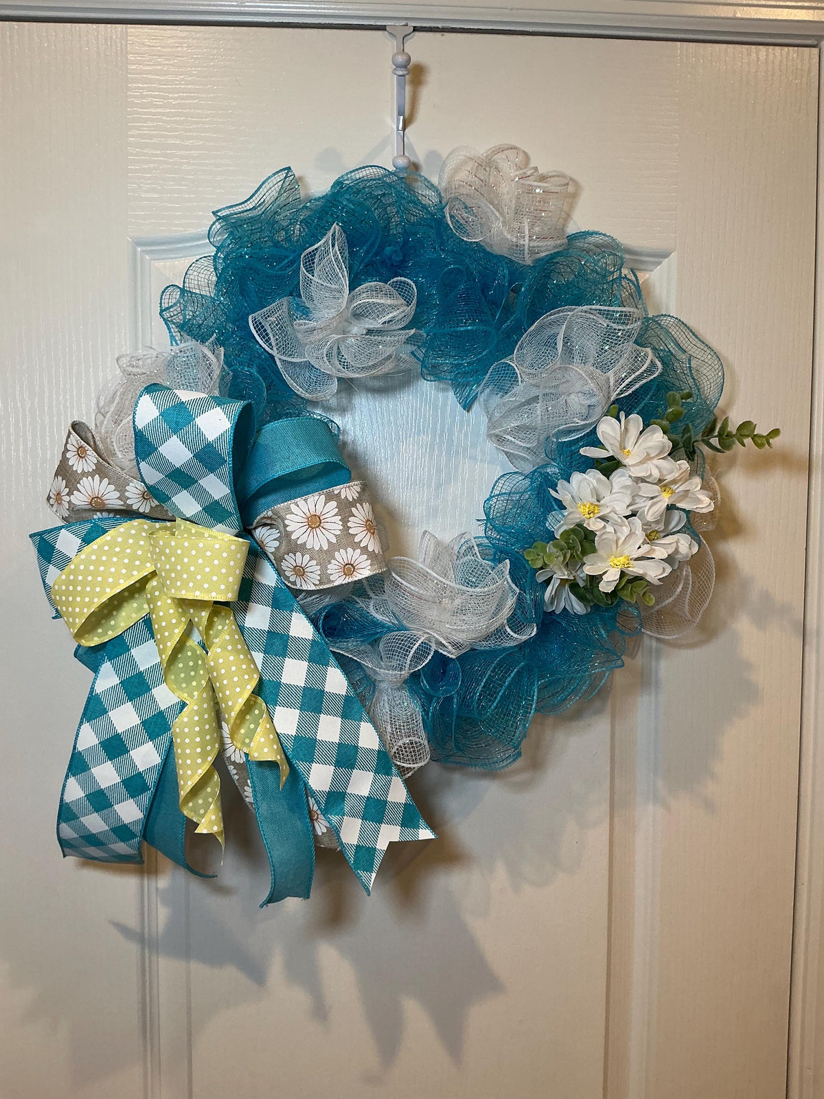 Daisy Wreath, Teal Front Door Decor, Farmhouse Style Wreath, Housewarming Gift, Handmade