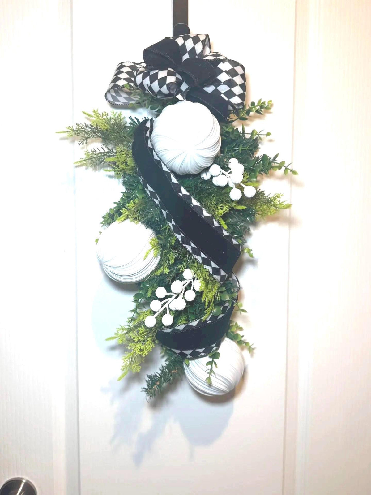 Farmhouse Door Swag, Black White Checkered Ribbon, White Orb Greenery, All Season Decor