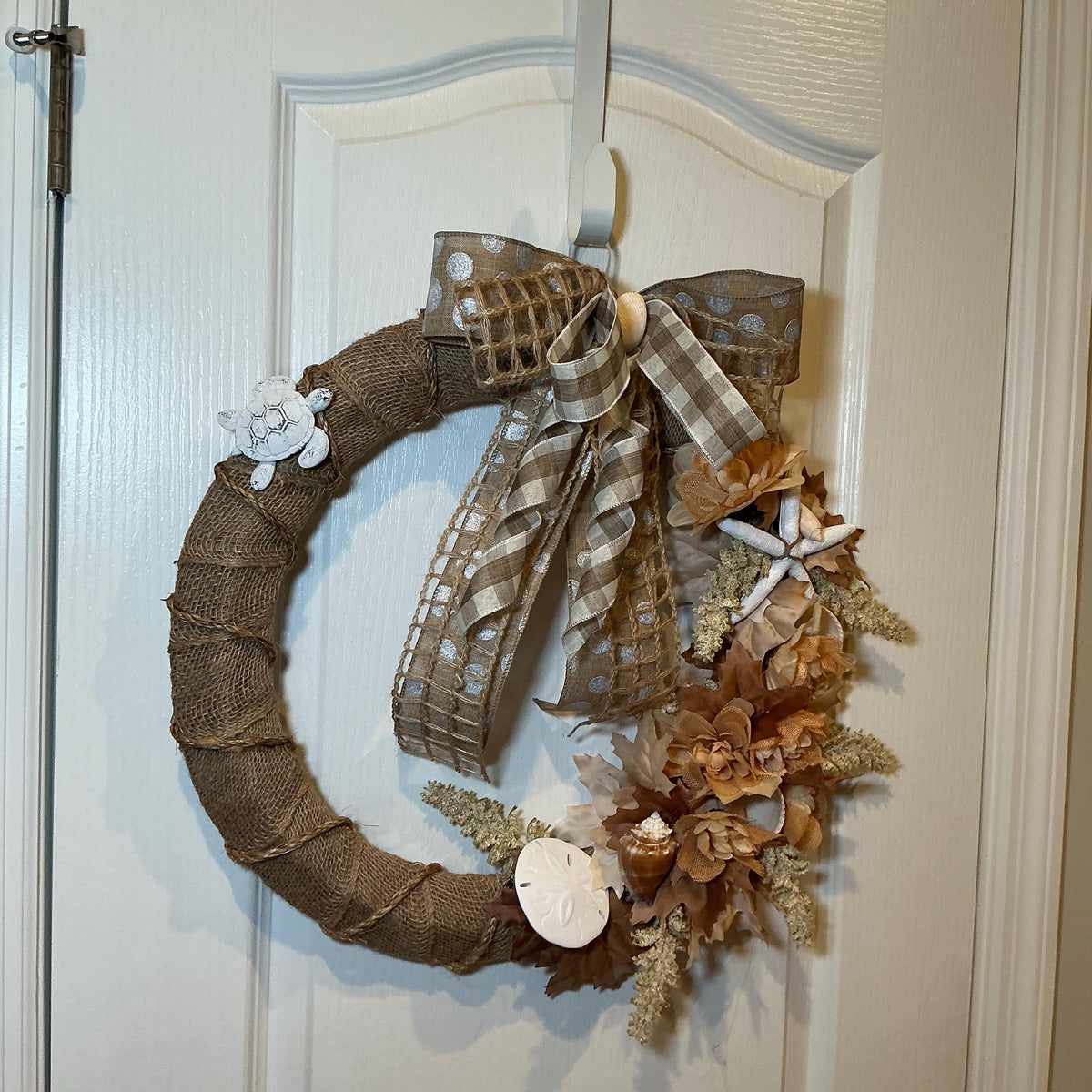 Coastal Burlap Wreath, 18 Inch Starfish Sand Dollar and Sea Turtle Door Decor