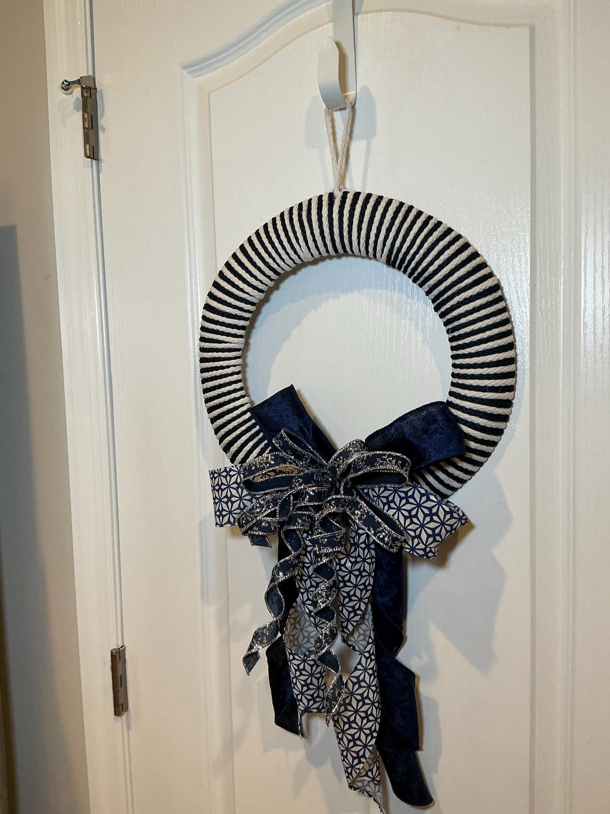 Navy White Striped Rope Wreath, Farmhouse Front Door Wreath, Nautical Star Ribbon Bow, Blue Silver Everyday Wreath