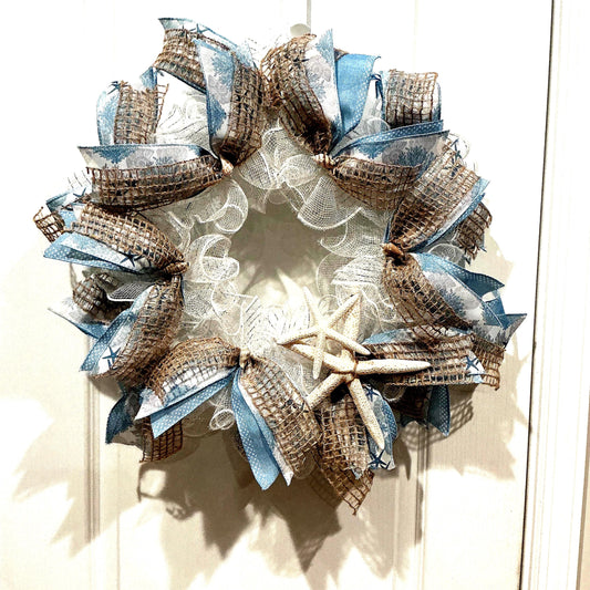 White Deco Mesh Starfish Wreath, Coastal Beach House Decor, Burlap Nautical Front Door Wreath, Housewarming Host Gift, Handmade Summer Wreat