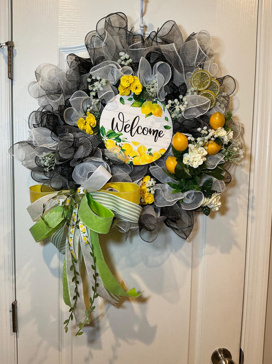 Black White Lemon Wreath with Farmhouse Welcome Sign, Citrus Front Door Decor