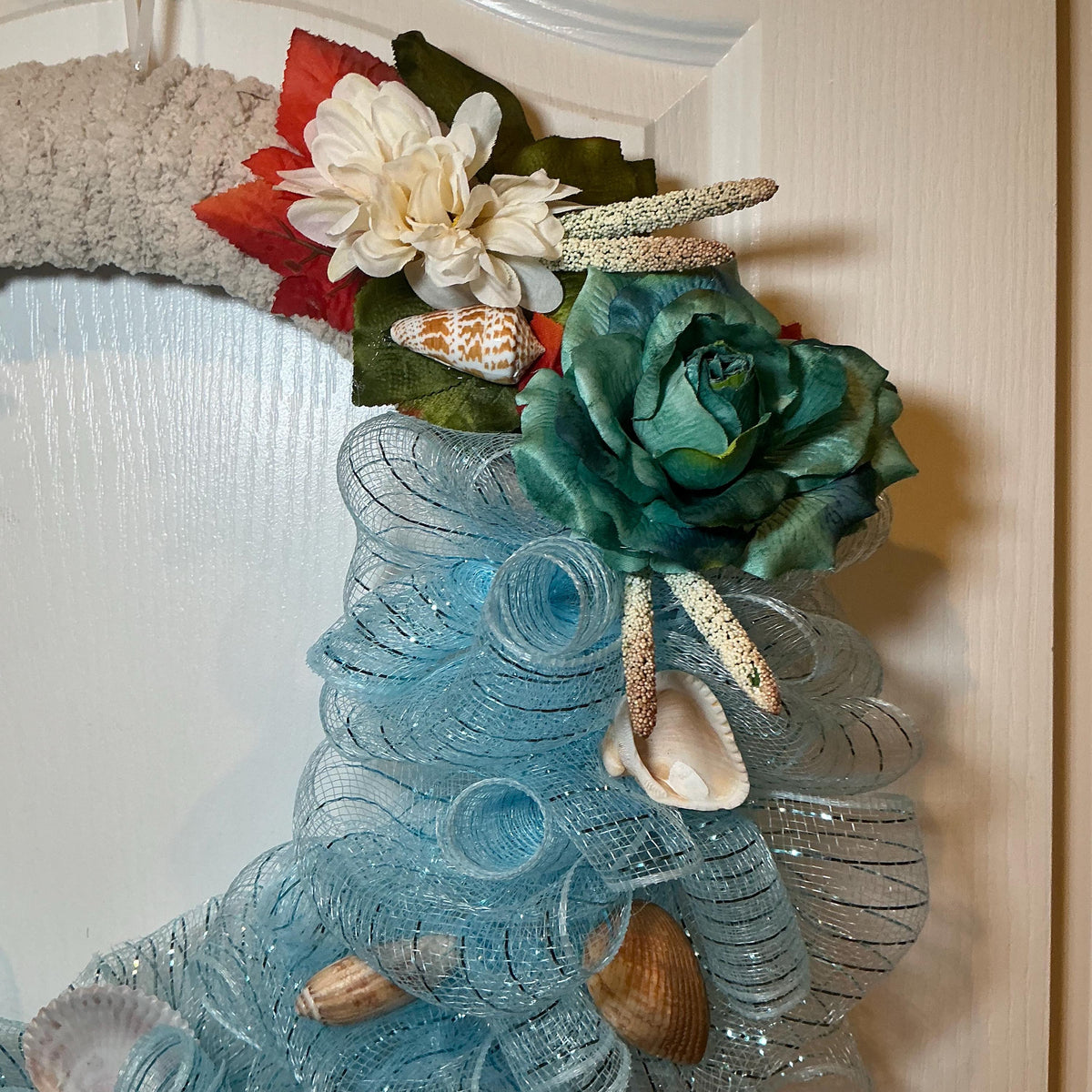 Coastal Fall Wreath, 18 Inch Ocean Blue Mesh Seashells and Rust Leaves