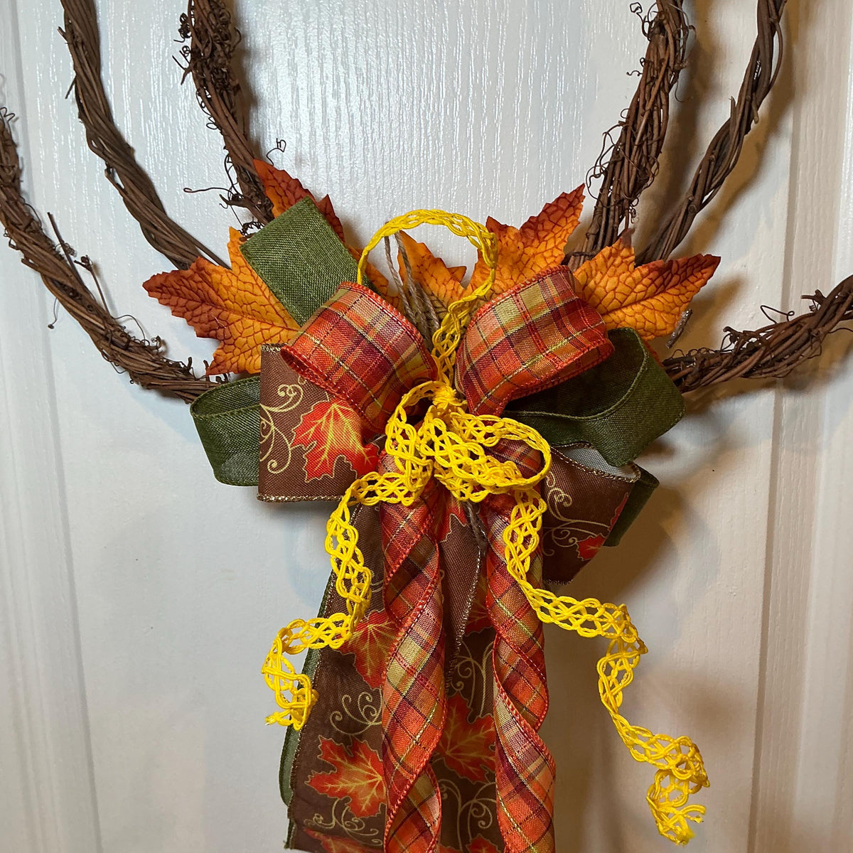 Pumpkin Grapevine Fall Wreath, Gold Dahlia and Rust Maple Leaves, 18 x 20 Inch — photo 7