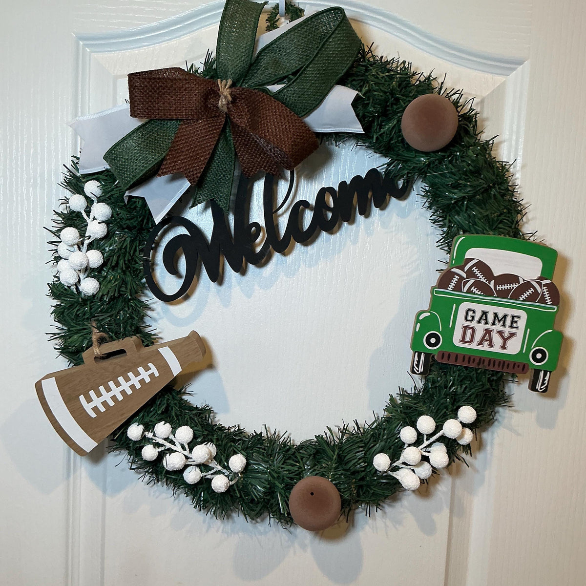 Welcome Football Wreath, Game Day Greenery Front Door Decor, 18 Inch — photo 8