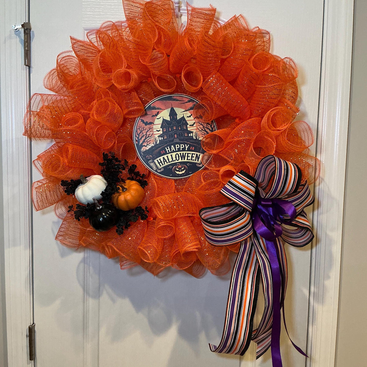 Haunted House Halloween Wreath, 18 Inch Orange Mesh with Black White Pumpkins and Purple Bow — photo 9