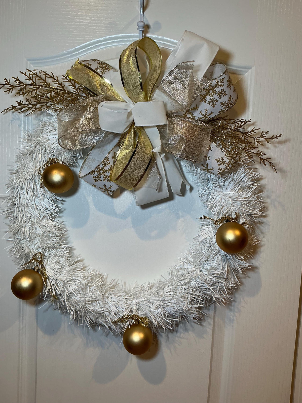 White Gold Christmas Wreath, Snowflake Bow, Ornaments, Winter Door Decor — actual product photo
