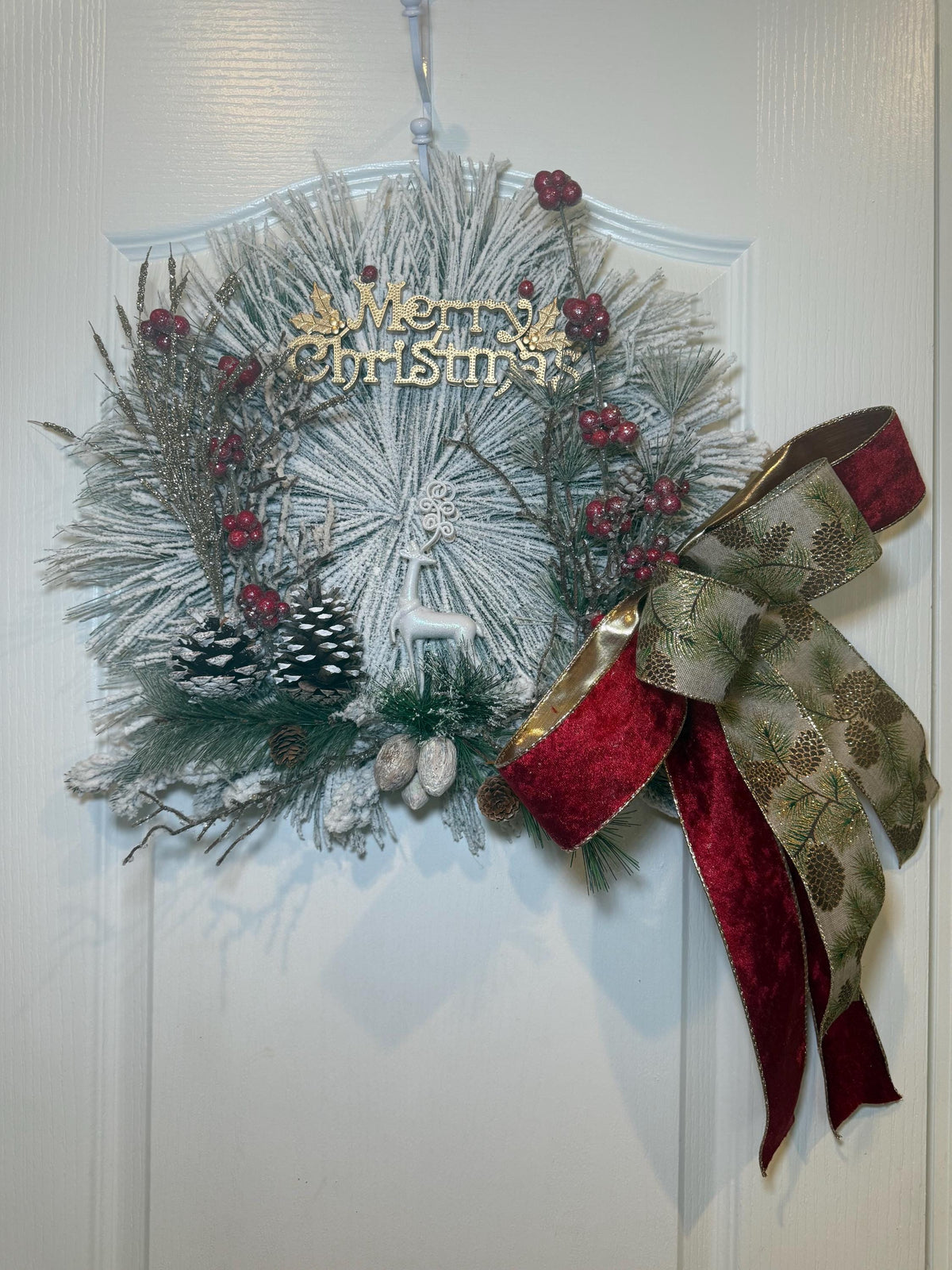 16 Inch Flocked Christmas Wreath, Merry Christmas Deer Door Decor — actual product photo