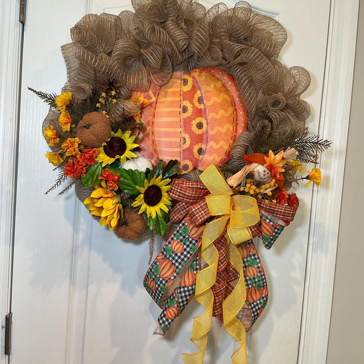 Scarecrow Sunflower Pumpkin Fall Wreath, 16 Inch Gingham Bow Door Decor — photo 5