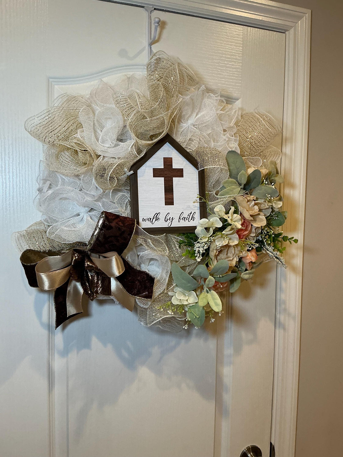 Church House Cross Sign Wreath, Walk By Faith Champagne Floral Decor, Farmhouse Religious Home — photo 2 