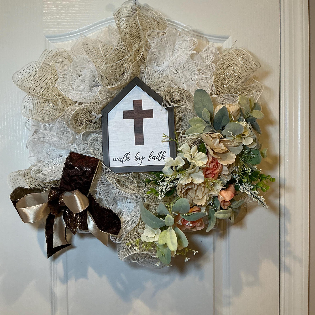 Church House Cross Sign Wreath, Walk By Faith Champagne Floral Decor, Farmhouse Religious Home — photo 5 