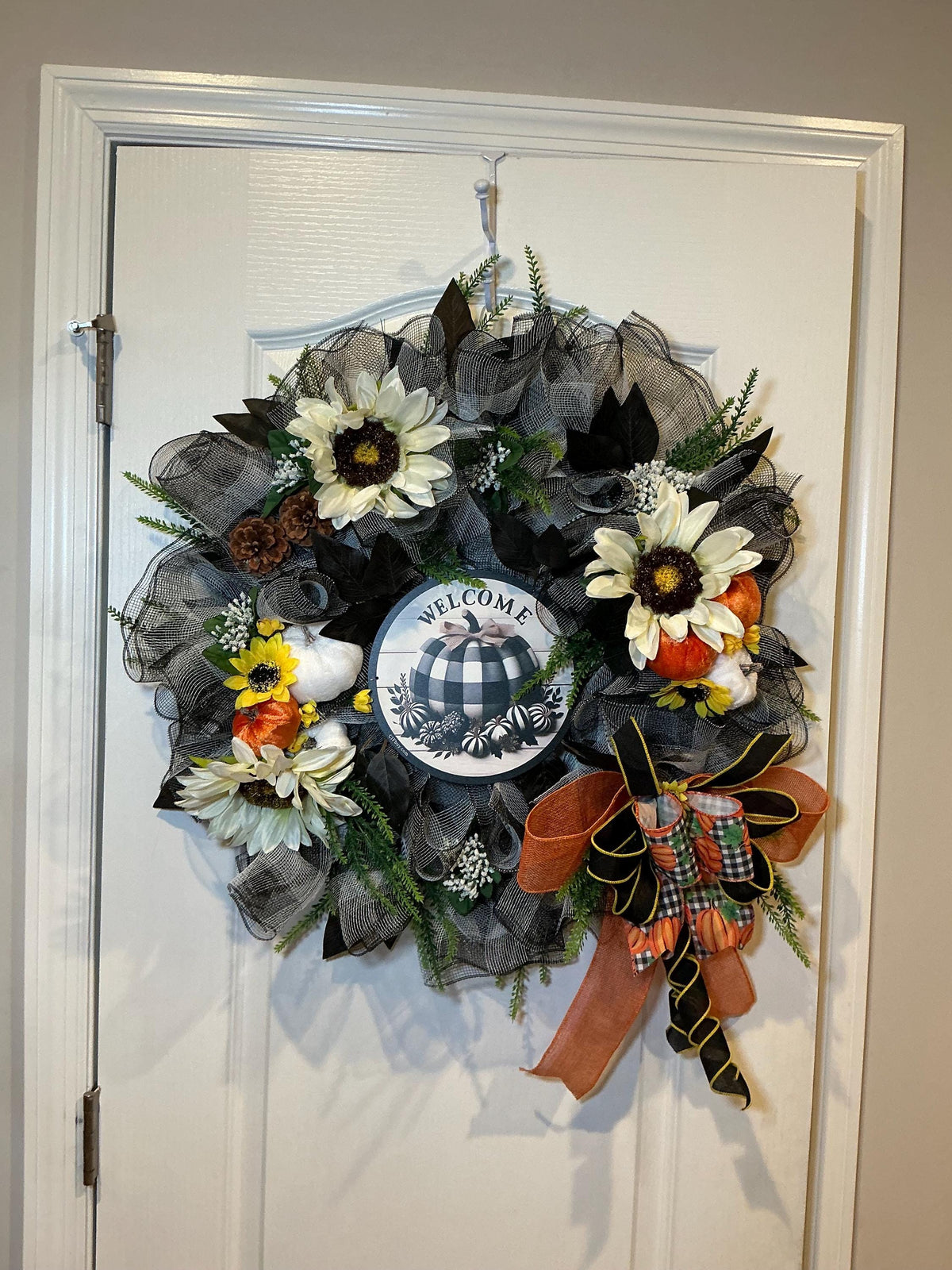 Buffalo Check Fall Wreath, 18 Inch Pancake Frame with Sunflowers and Pumpkins — photo 10