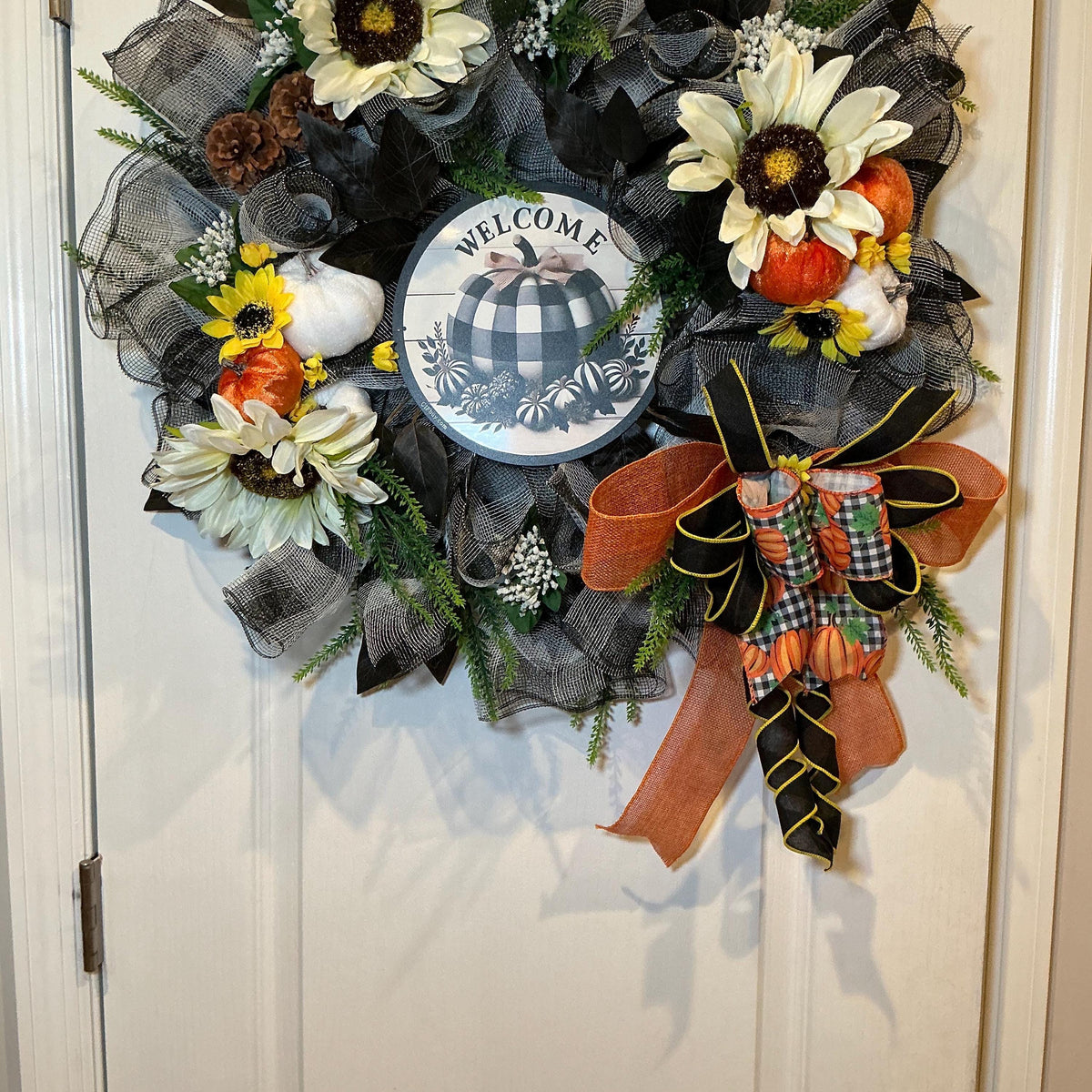 Buffalo Check Fall Wreath, 18 Inch Pancake Frame with Sunflowers and Pumpkins — photo 4