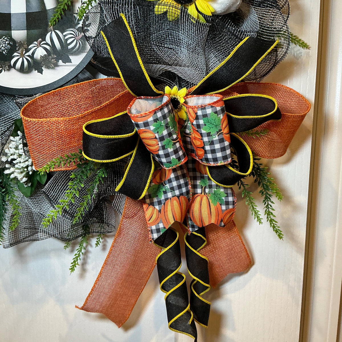 Buffalo Check Fall Wreath, 18 Inch Pancake Frame with Sunflowers and Pumpkins — photo 7