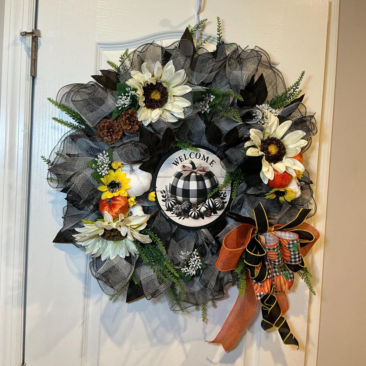 Buffalo Check Fall Wreath, 18 Inch Pancake Frame with Sunflowers and Pumpkins — photo 8