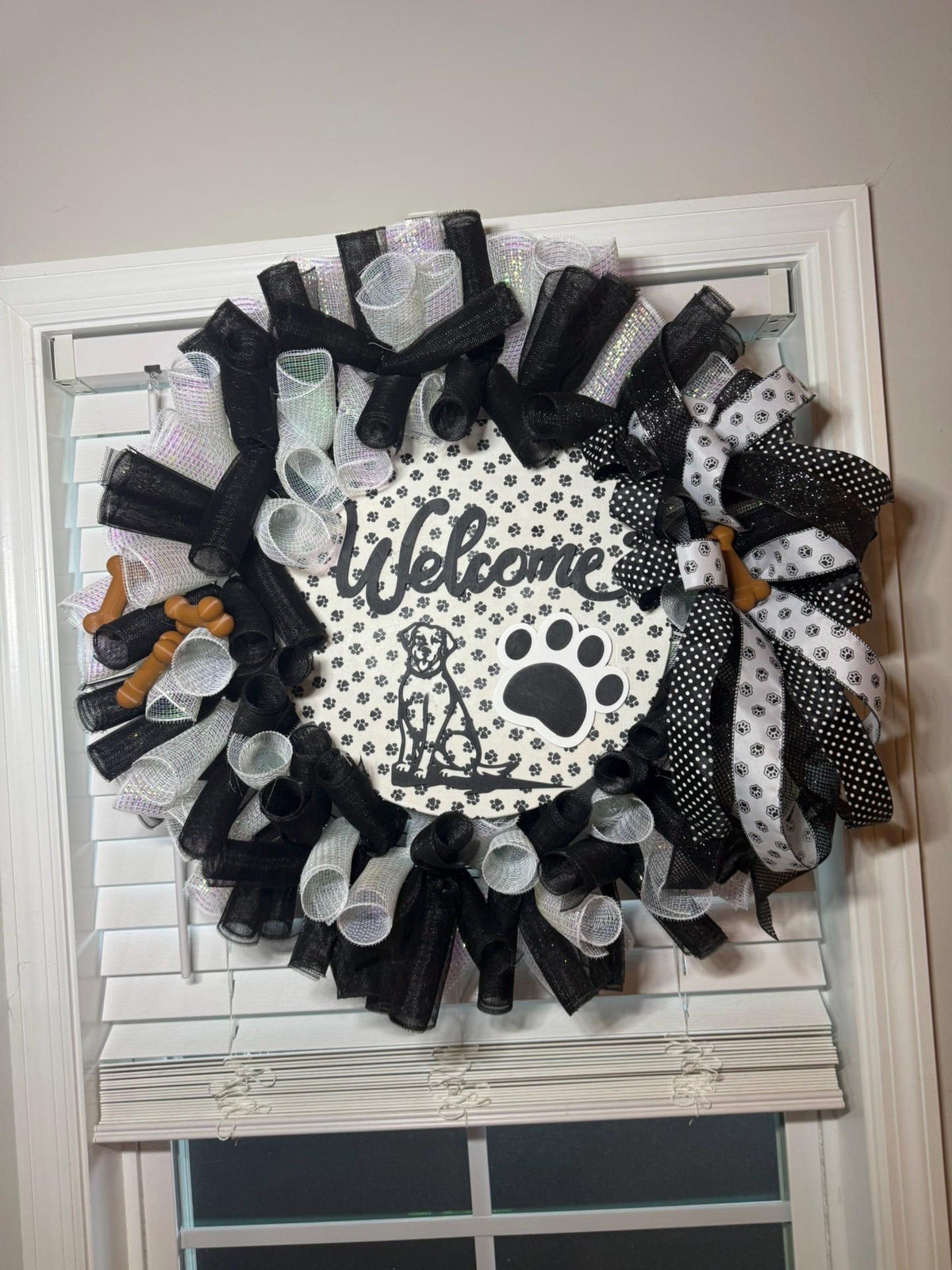 20 Inch Dog Welcome Wreath | Black White Paw Print | Farmhouse Pet Lover Wreath