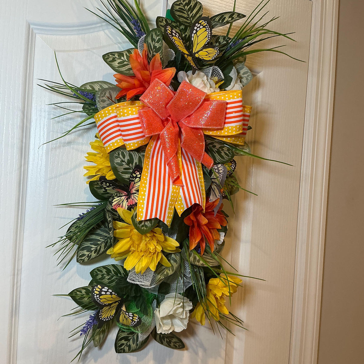 Boutique Butterfly Garden Space Saver Swag Designer Florals for Storm Doors Mantles or Walls