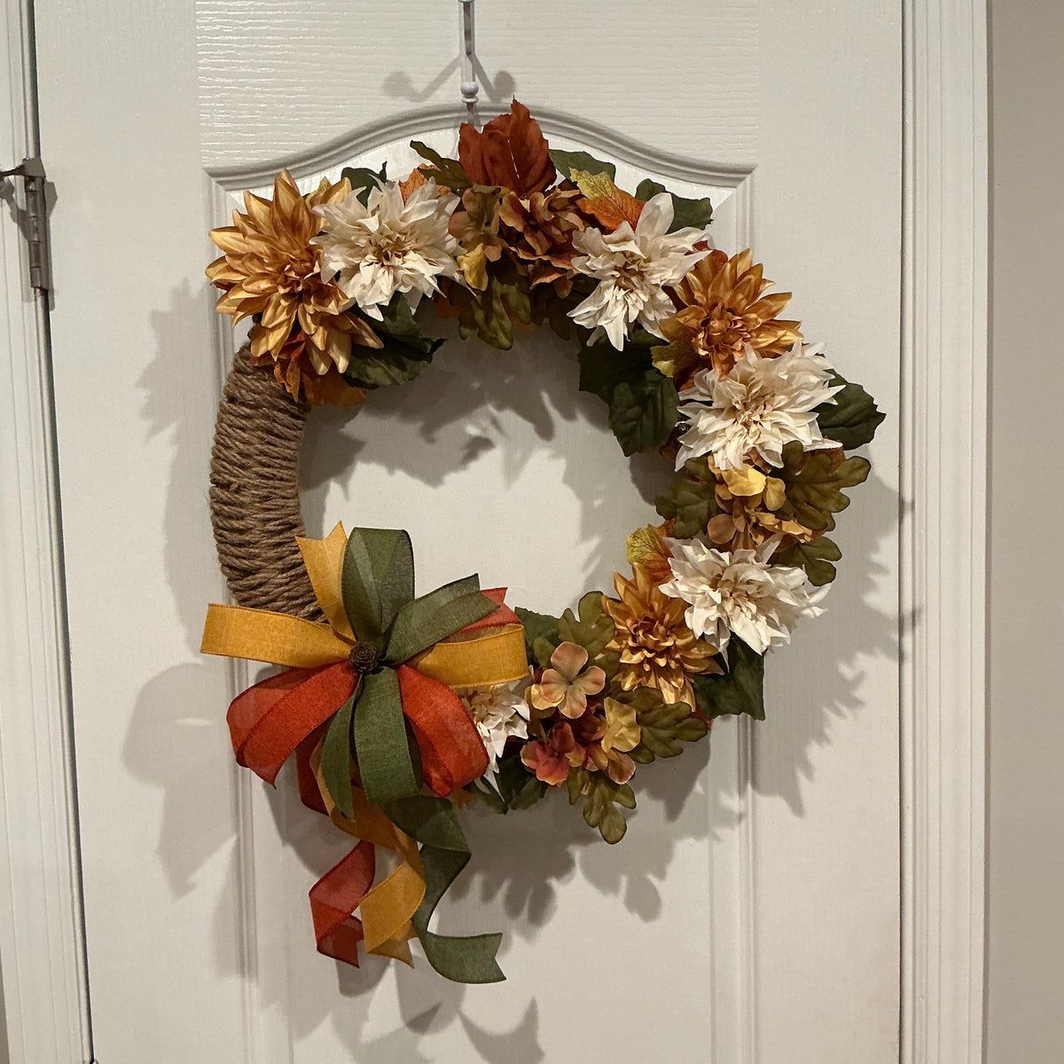 Autumn Dahlia Fall Wreath, Front Door Accent Jute wrapped,Farmhouse fall decor ,Gold Cream floral WreathRustic Thanksgiving decor